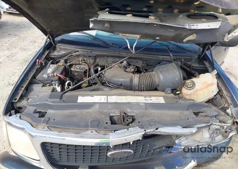 2000 Ford Expedition Xlt from USA, damaged, VIN 1FMRU1562YLC08238